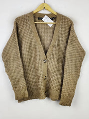 Buy online pre-used pre-loved 100% authentic & Original branded The Black Label Collection (LS-12767) available in Pakistan. Top international brands avilable.