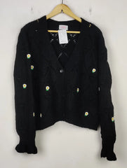 Buy online pre-used pre-loved 100% authentic & Original branded Savida (LS-12942) available in Pakistan. Top international brands avilable.