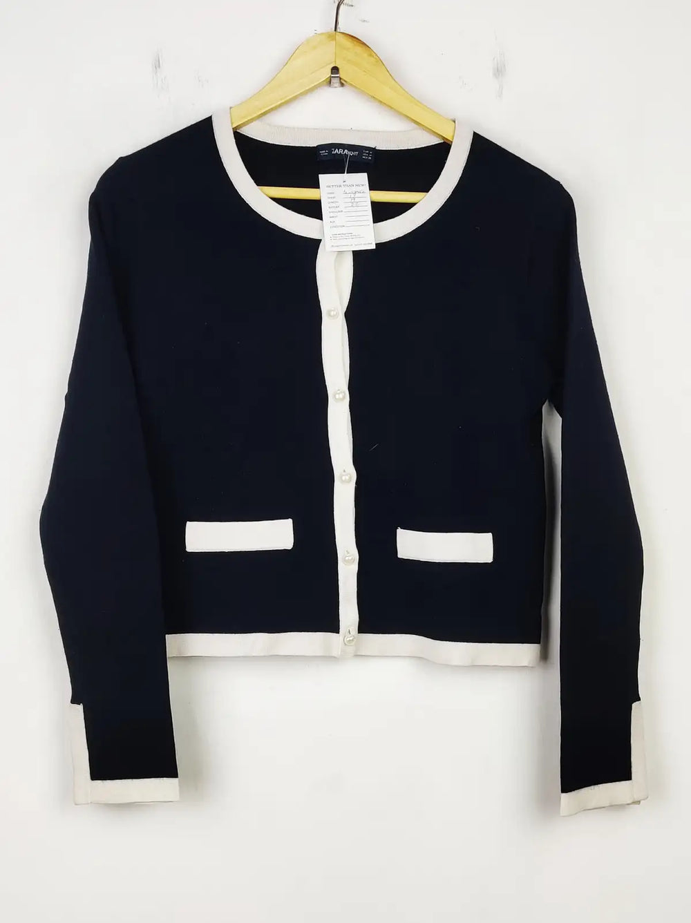 Buy online pre-used pre-loved 100% authentic & Original branded Zara (LS-12950) available in Pakistan. Top international brands avilable.