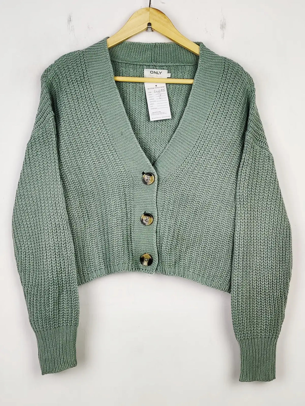 Buy online pre-used pre-loved 100% authentic & Original branded Only (LS-12993) available in Pakistan. Top international brands avilable.