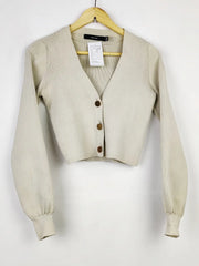 Buy online pre-used pre-loved 100% authentic & Original branded Vero Moda (LS-13033) available in Pakistan. Top international brands avilable.