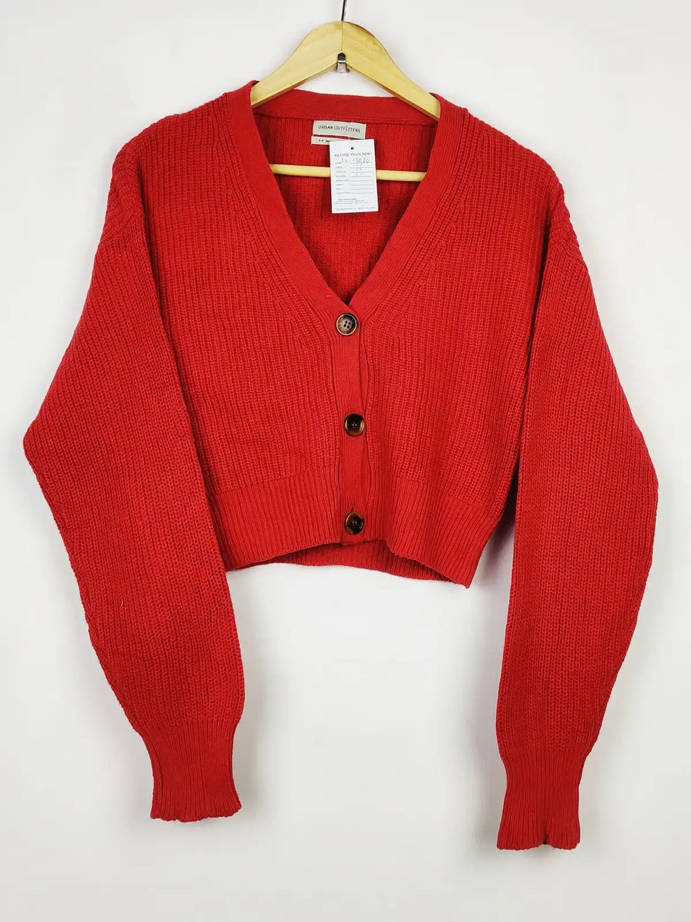 Buy online pre-used pre-loved 100% authentic & Original branded Urban Outfitters (LS-13036) available in Pakistan. Top international brands avilable.