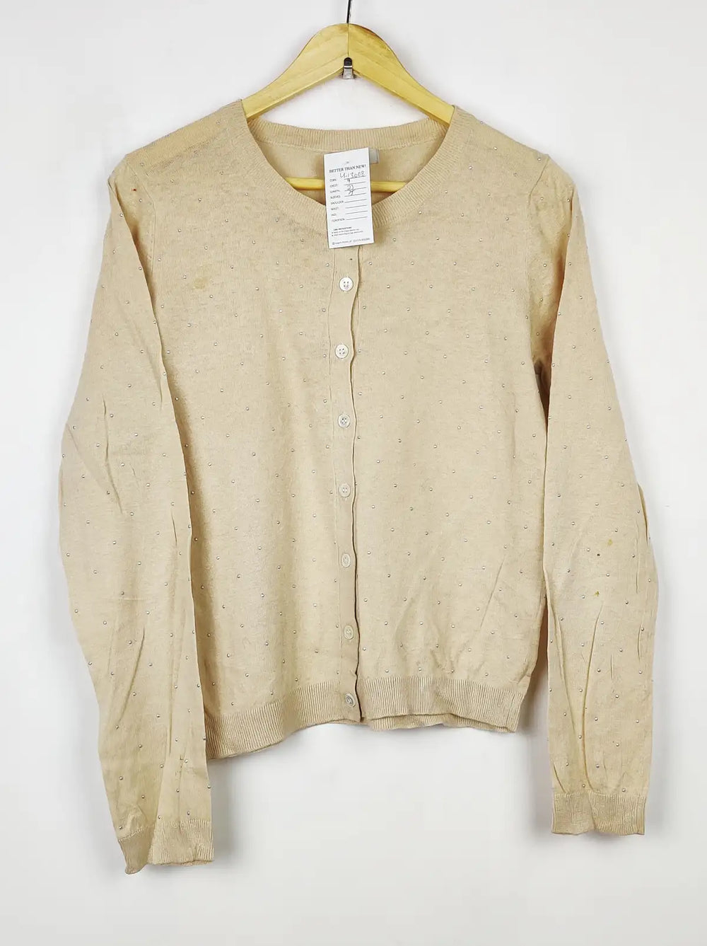 Buy online pre-used pre-loved 100% authentic & Original branded Kew (LS-13068) available in Pakistan. Top international brands avilable.