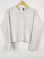 Buy online pre-used pre-loved 100% authentic & Original branded Primark (LS-13070) available in Pakistan. Top international brands avilable.