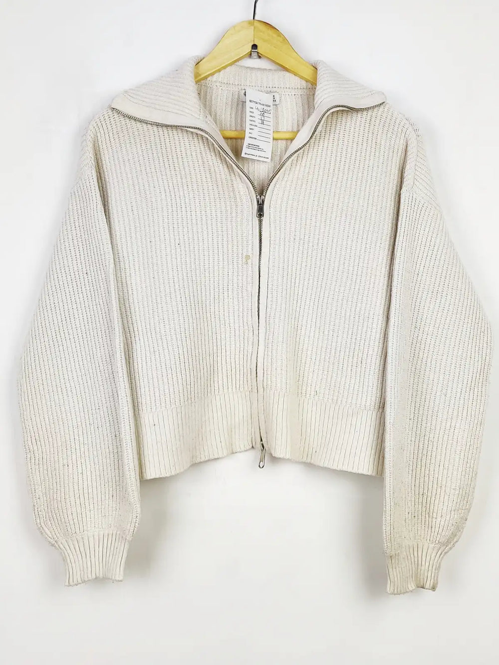 Buy online pre-used pre-loved 100% authentic & Original branded Stradivarius (LS-13095) available in Pakistan. Top international brands avilable.