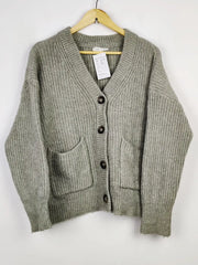 Buy online pre-used pre-loved 100% authentic & Original branded Primark (LS-13108) available in Pakistan. Top international brands avilable.