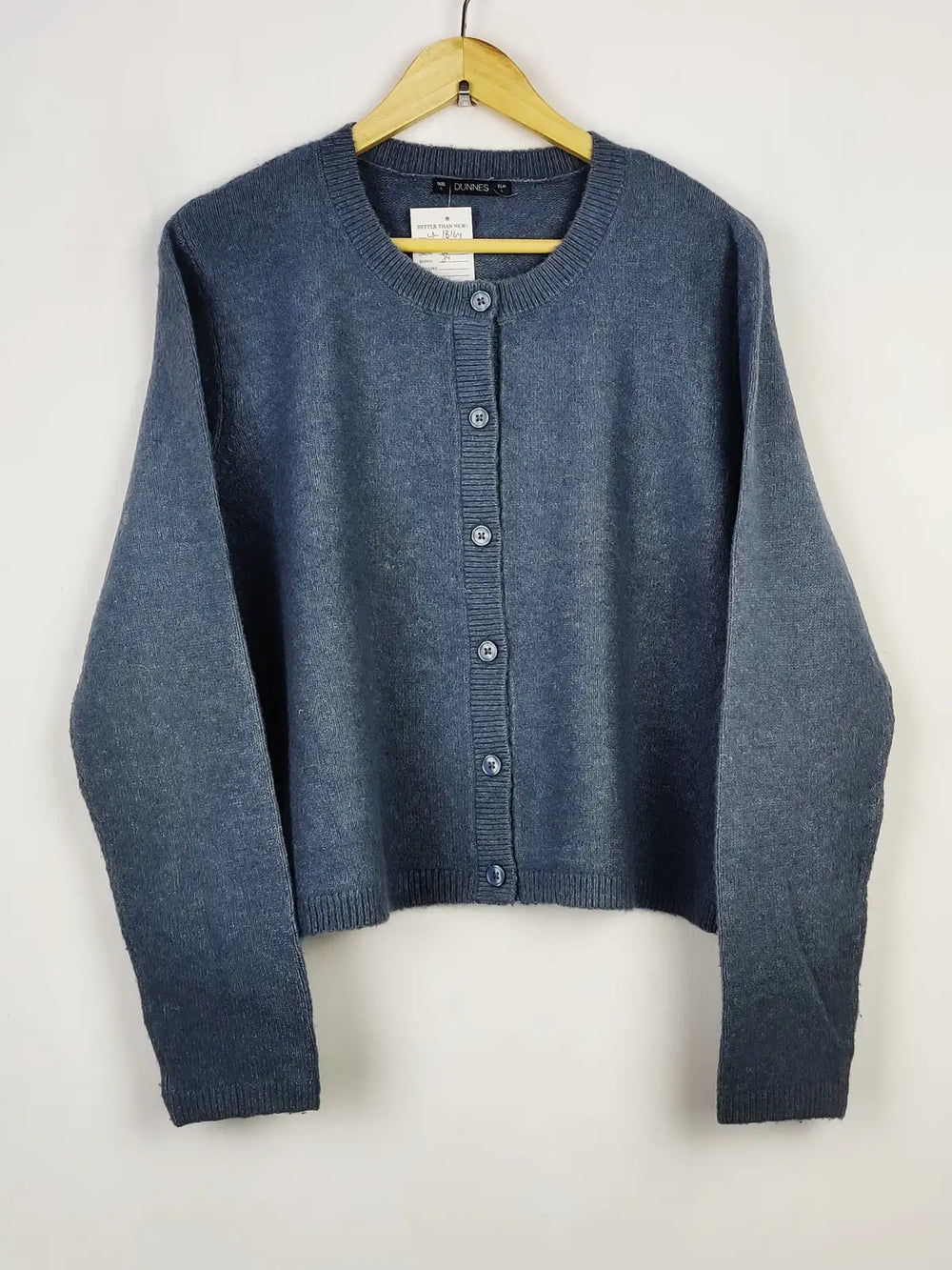 Buy online pre-used pre-loved 100% authentic & Original branded Dunnes Stores (LS-13164) available in Pakistan. Top international brands avilable.