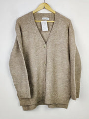 Buy online pre-used pre-loved 100% authentic & Original branded Primark (LS-13212) available in Pakistan. Top international brands avilable.