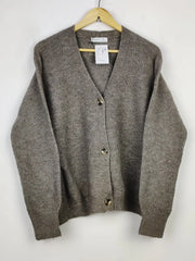 Buy online pre-used pre-loved 100% authentic & Original branded Primark (LS-13214) available in Pakistan. Top international brands avilable.