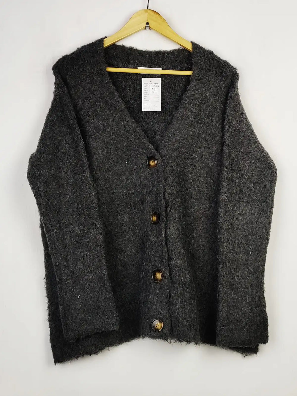 Buy online pre-used pre-loved 100% authentic & Original branded Primark (LS-13267) available in Pakistan. Top international brands avilable.