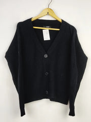 Buy online pre-used pre-loved 100% authentic & Original branded Quiz (LS-13416) available in Pakistan. Top international brands avilable.