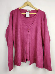 Buy online pre-used pre-loved 100% authentic & Original branded Antonia Bay (LS-13428) available in Pakistan. Top international brands avilable.