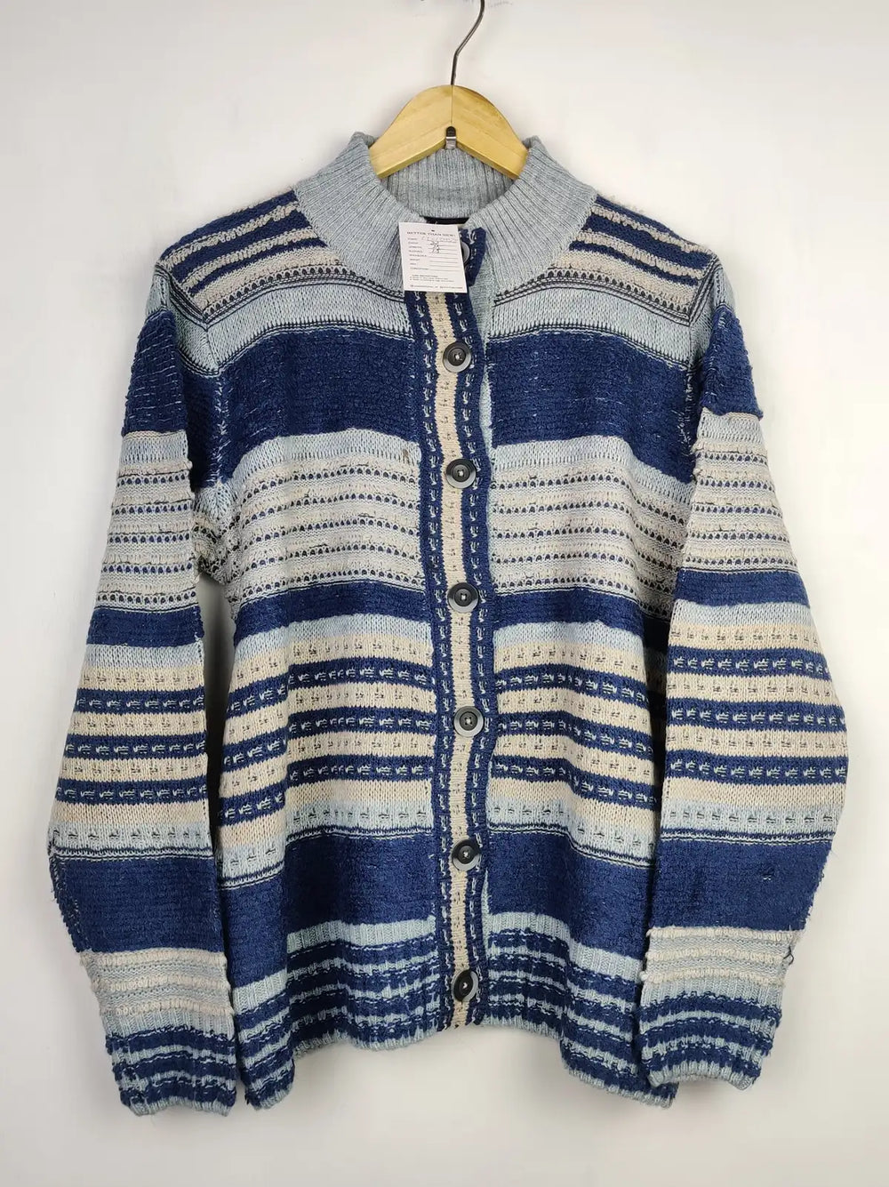 Buy online pre-used pre-loved 100% authentic & Original branded Country Rose (LS-13453) available in Pakistan. Top international brands avilable.