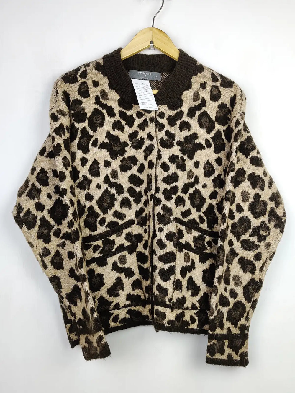 Buy online pre-used pre-loved 100% authentic & Original branded Primark (LS-13486) available in Pakistan. Top international brands avilable.