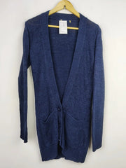 Buy online pre-used pre-loved 100% authentic & Original branded Unknown Brand (LS-13487) available in Pakistan. Top international brands avilable.