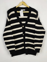 Buy online pre-used pre-loved 100% authentic & Original branded Primark (LS-13628) available in Pakistan. Top international brands avilable.