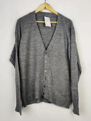 Buy online pre-used pre-loved 100% authentic & Original branded Unknown Brand (LS-13639) available in Pakistan. Top international brands avilable.