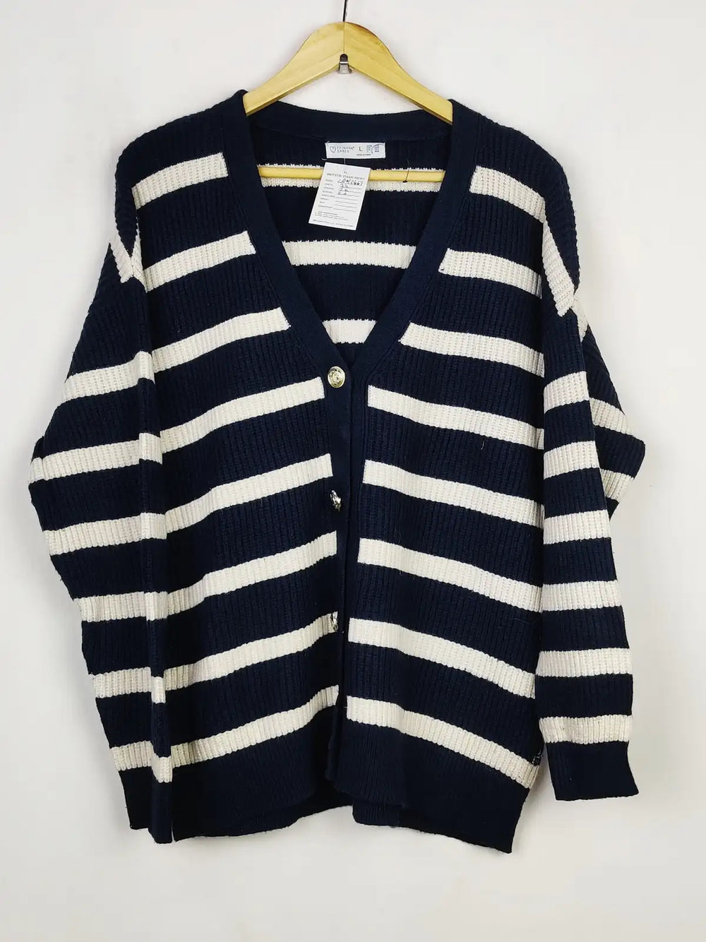 Buy online pre-used pre-loved 100% authentic & Original branded Primark (LS-13667) available in Pakistan. Top international brands avilable.