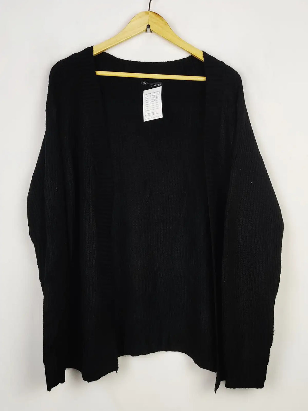 Buy online pre-used pre-loved 100% authentic & Original branded Shein (LS-13697) available in Pakistan. Top international brands avilable.