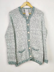 Buy online pre-used pre-loved 100% authentic & Original branded Unknown Brand (LS-13757) available in Pakistan. Top international brands avilable.