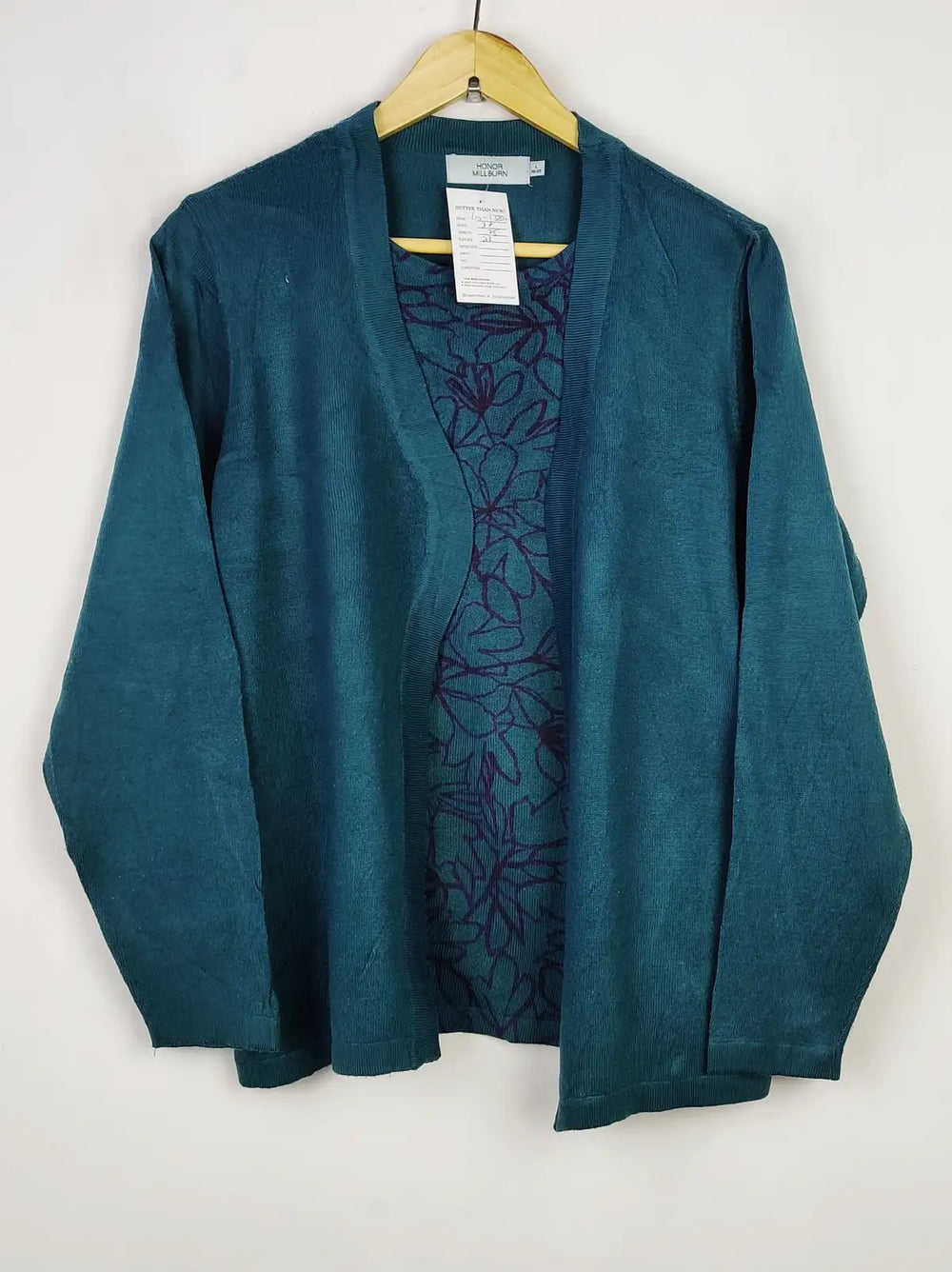 Buy online pre-used pre-loved 100% authentic & Original branded Honor Millburn (LS-13821) available in Pakistan. Top international brands avilable.