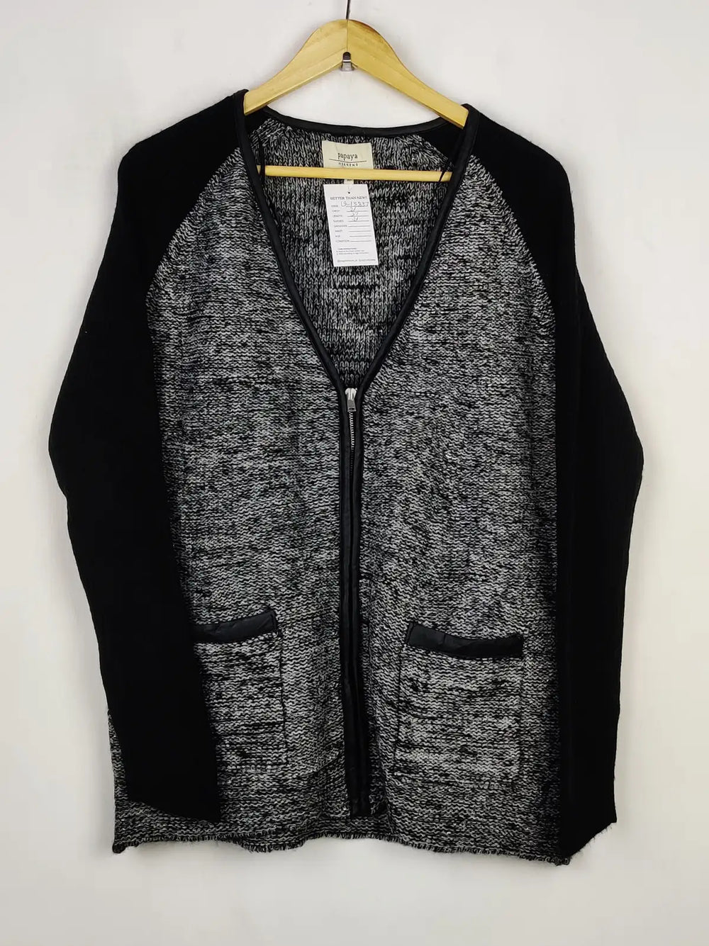 Buy online pre-used pre-loved 100% authentic & Original branded Papaya (LS-13837) available in Pakistan. Top international brands avilable.