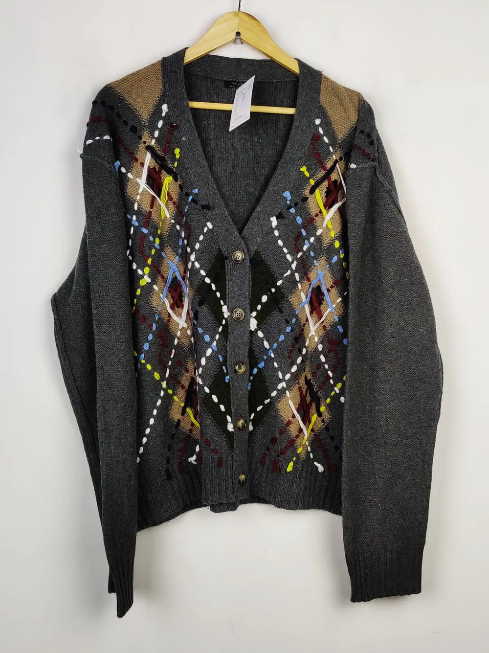 Buy online pre-used pre-loved 100% authentic & Original branded Parfois Collection (LS-13919) available in Pakistan. Top international brands avilable.