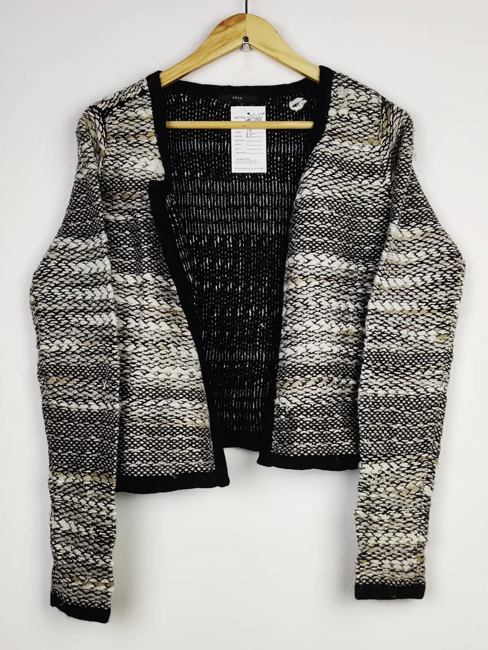 Buy online pre-used pre-loved 100% authentic & Original branded Zero (LS-13958) available in Pakistan. Top international brands avilable.
