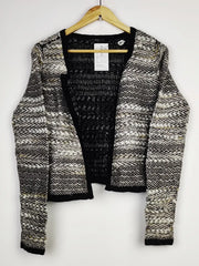 Buy online pre-used pre-loved 100% authentic & Original branded Zero (LS-13958) available in Pakistan. Top international brands avilable.