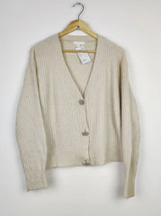 Buy online pre-used pre-loved 100% authentic & Original branded H&M (LS-14064) available in Pakistan. Top international brands avilable.
