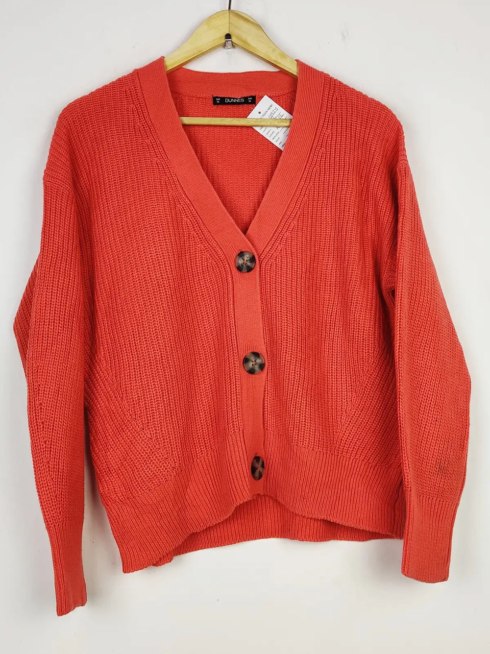 Buy online pre-used pre-loved 100% authentic & Original branded Dunnes (LS-14474) available in Pakistan. Top international brands avilable.