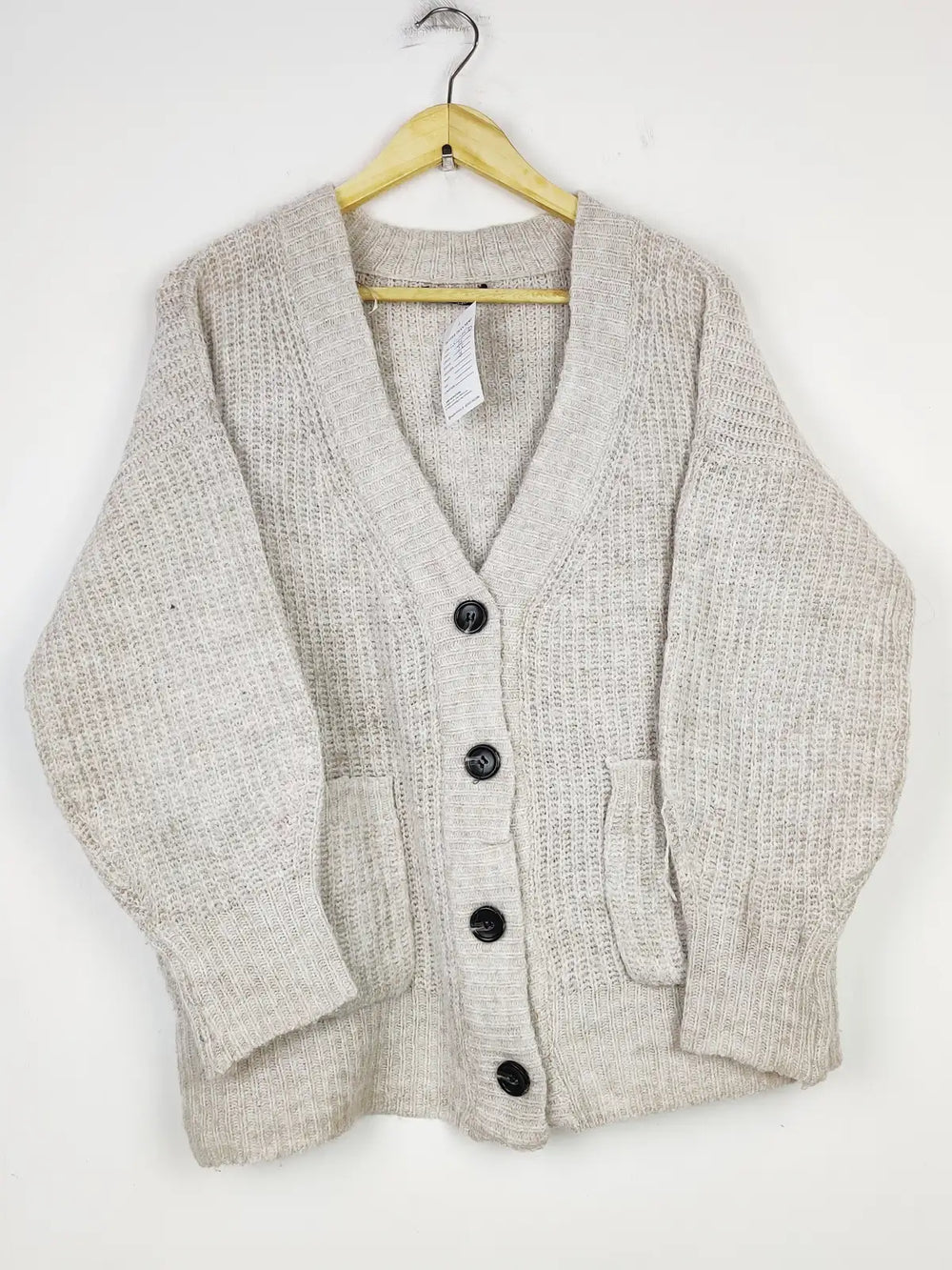 Buy online pre-used pre-loved 100% authentic & Original branded Dunnes (LS-14570) available in Pakistan. Top international brands avilable.