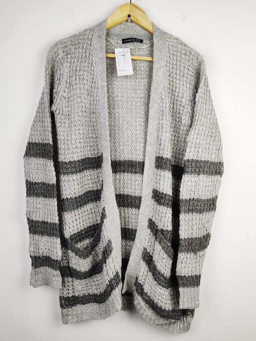 Buy online pre-used pre-loved 100% authentic & Original branded Atmosphere (LS-15195) available in Pakistan. Top international brands avilable.
