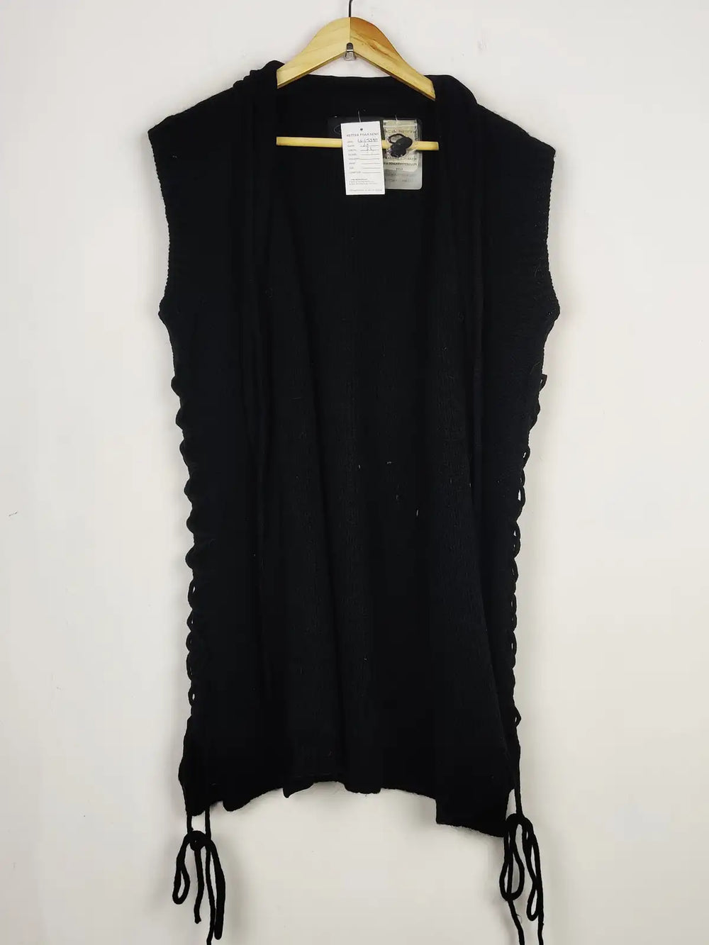 Buy online pre-used pre-loved 100% authentic & Original branded Big Day Etsy (LS-15390) available in Pakistan. Top international brands avilable.