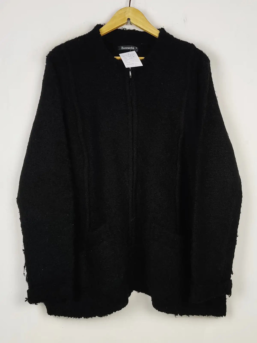 Buy online pre-used pre-loved 100% authentic & Original branded Bonmarche (LS-16144) available in Pakistan. Top international brands avilable.