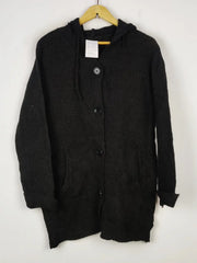 Buy online pre-used pre-loved 100% authentic & Original branded Unknown Brand (LS-16255) available in Pakistan. Top international brands avilable.