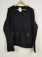 Buy online pre-used pre-loved 100% authentic & Original branded Mark & Spencer (LS-16438) available in Pakistan. Top international brands avilable.