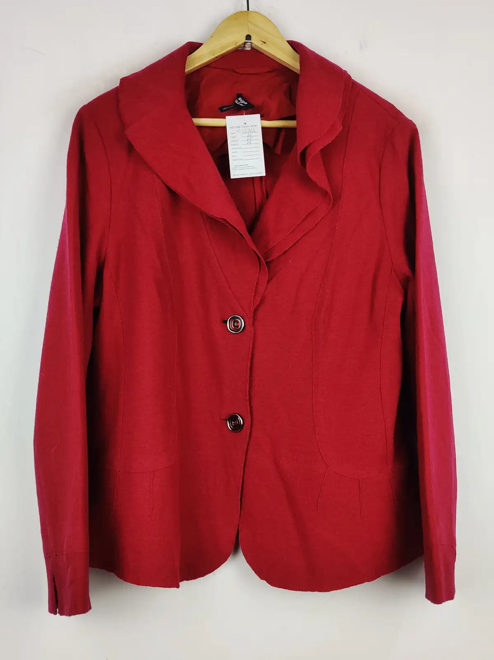 Buy online pre-used pre-loved 100% authentic & Original branded Basler (LS-16762) available in Pakistan. Top international brands avilable.