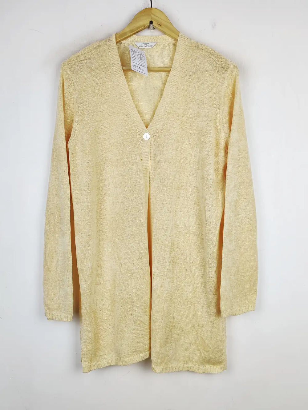 Buy online pre-used pre-loved 100% authentic & Original branded Marks & Spencer (LS-16796) available in Pakistan. Top international brands avilable.