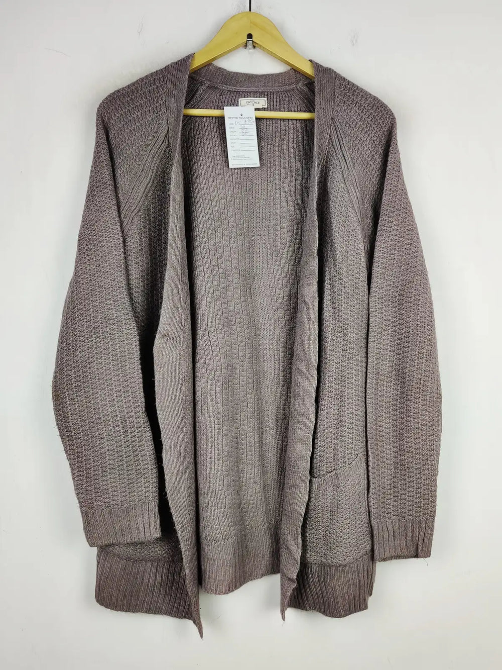 Buy online pre-used pre-loved 100% authentic & Original branded Fat Face (LS-16850) available in Pakistan. Top international brands avilable.