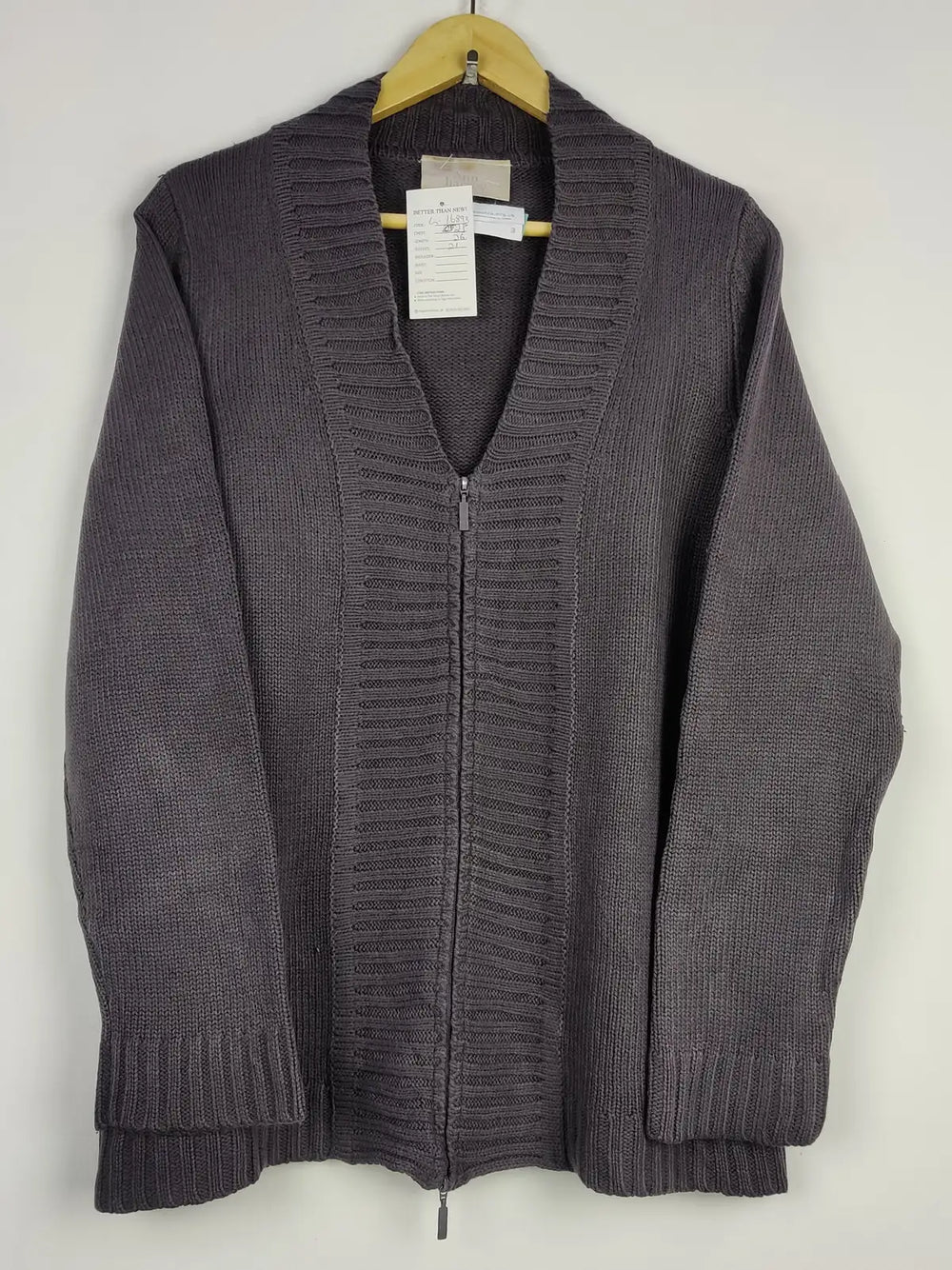 Buy online pre-used pre-loved 100% authentic & Original branded Ann Harvey (LS-16893) available in Pakistan. Top international brands avilable.