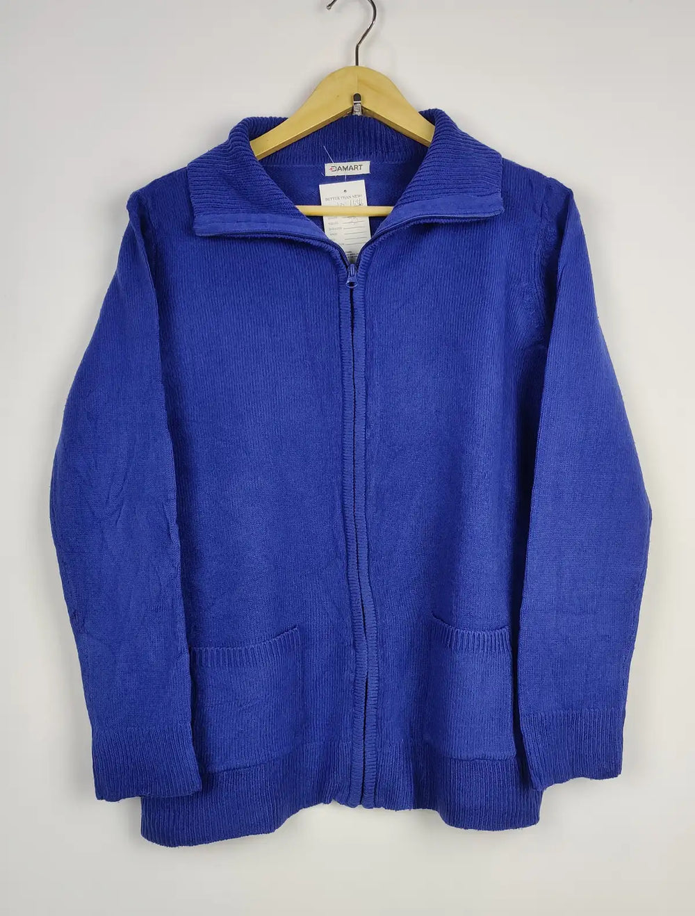 Buy online pre-used pre-loved 100% authentic & Original branded Damart (LS-16916) available in Pakistan. Top international brands avilable.