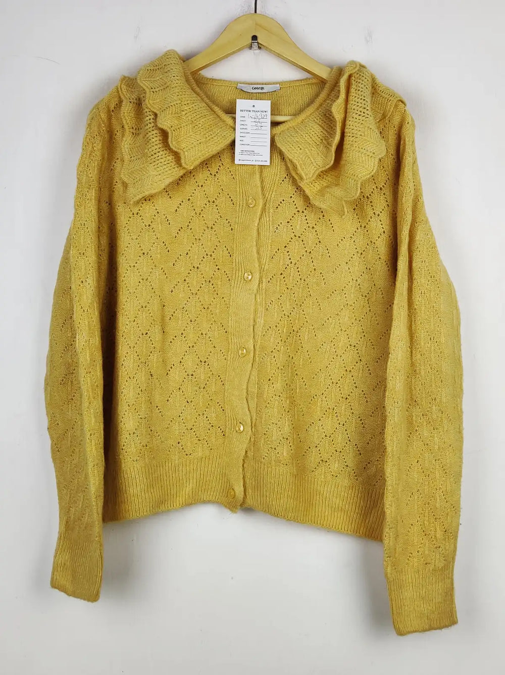 Buy online pre-used pre-loved 100% authentic & Original branded George (LS-16929) available in Pakistan. Top international brands avilable.