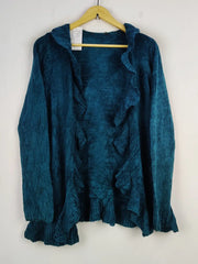 Buy online pre-used pre-loved 100% authentic & Original branded Unknown Brand (LS-16935) available in Pakistan. Top international brands avilable.