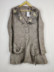 Buy online pre-used pre-loved 100% authentic & Original branded Menglu (LS-16938) available in Pakistan. Top international brands avilable.