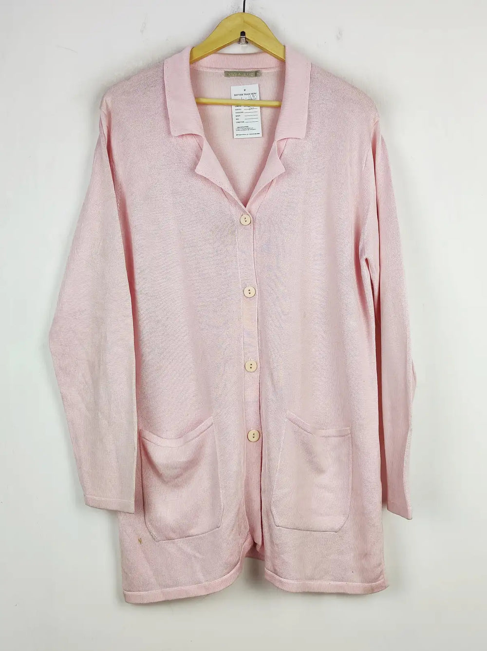 Buy online pre-used pre-loved 100% authentic & Original branded Viz A Viz (LS-16951) available in Pakistan. Top international brands avilable.