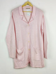 Buy online pre-used pre-loved 100% authentic & Original branded Viz A Viz (LS-16951) available in Pakistan. Top international brands avilable.