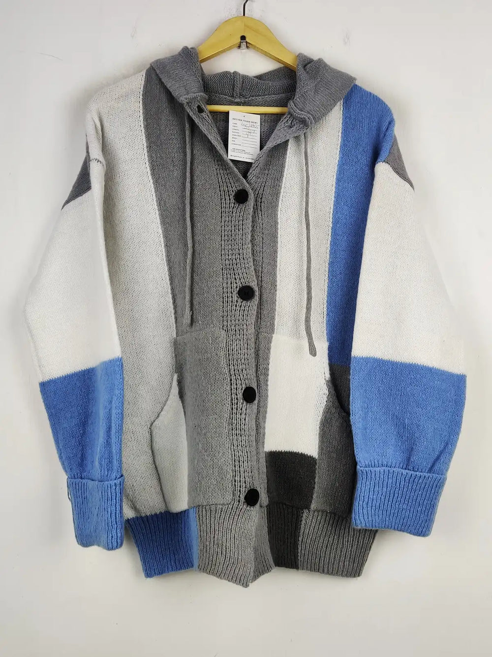 Buy online pre-used pre-loved 100% authentic & Original branded Unknown Brand (LS-16955) available in Pakistan. Top international brands avilable.