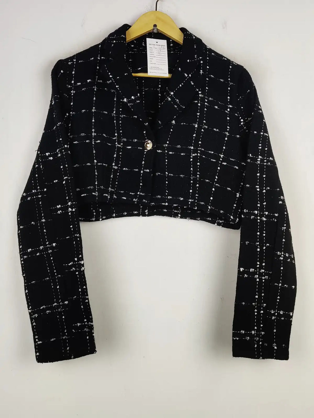 Buy online pre-used pre-loved 100% authentic & Original branded Unknown Brand (LS-16960) available in Pakistan. Top international brands avilable.