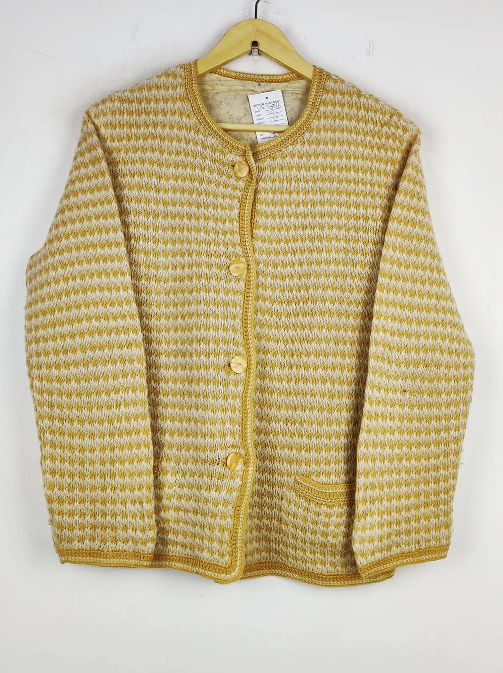 Buy online pre-used pre-loved 100% authentic & Original branded Unknown Brand (LS-16976) available in Pakistan. Top international brands avilable.